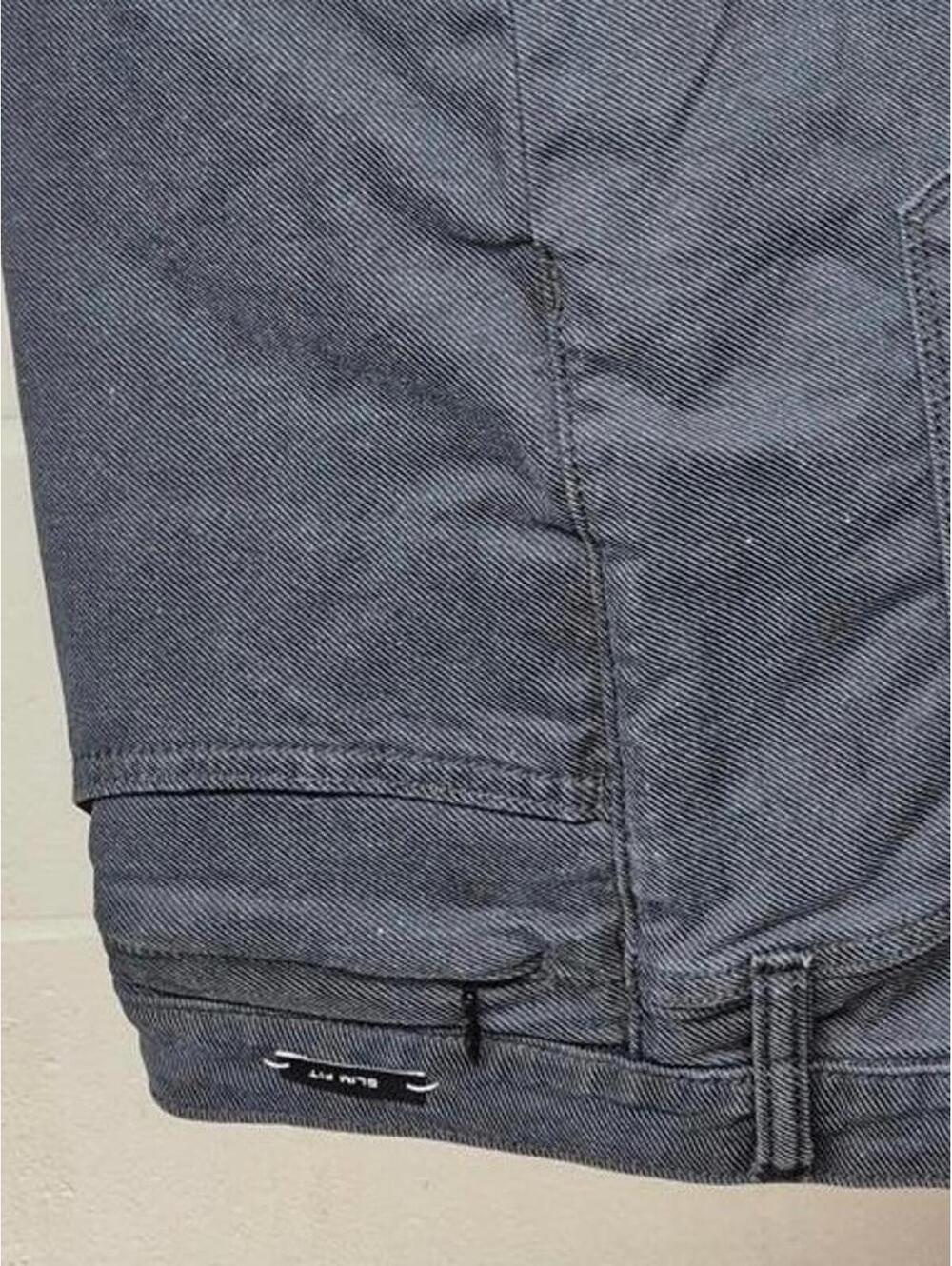 Kenneth Coles AWARENESS 5 Pocket Denim Pants 42 x 32
